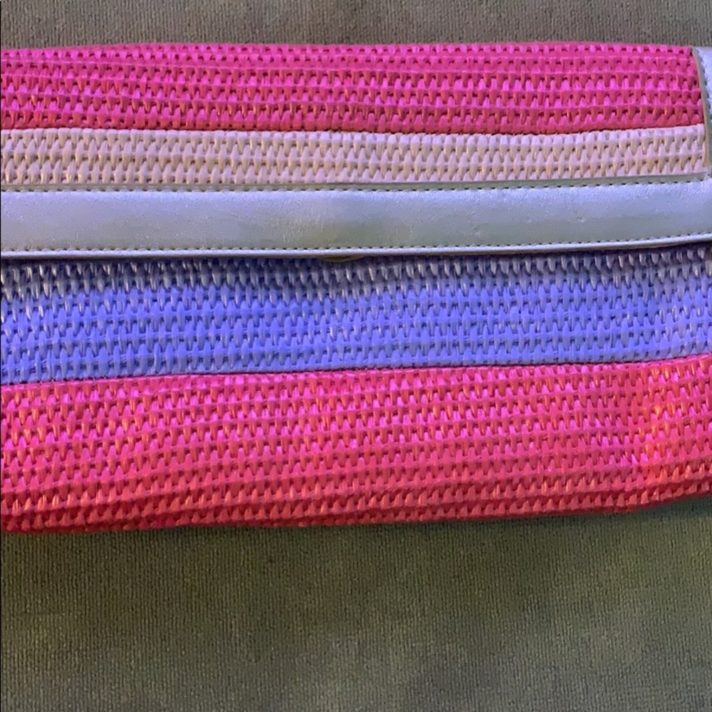 New York and company summertime clutch